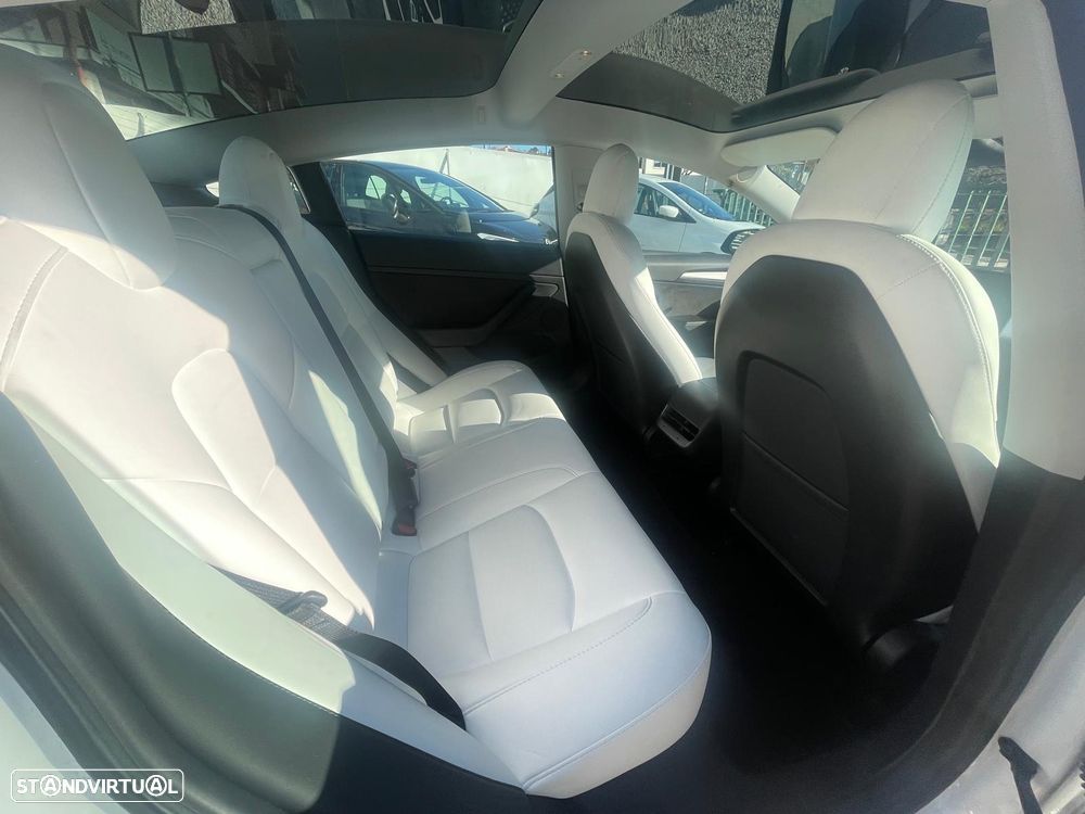 Tesla Model 3 Long Range AWD Dual Motor Performance - 41