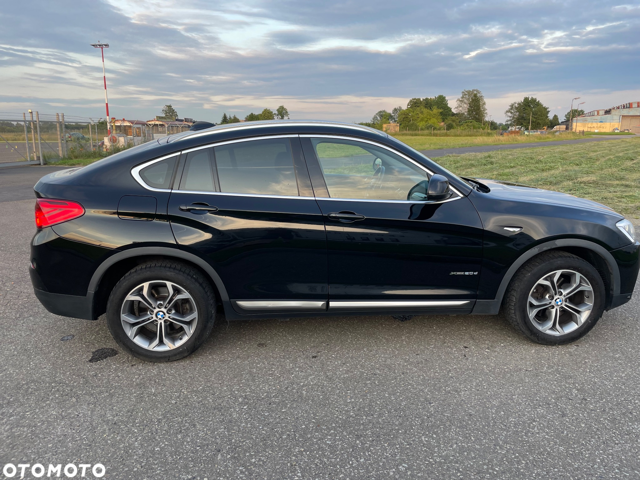 BMW X4 xDrive20d xLine - 6