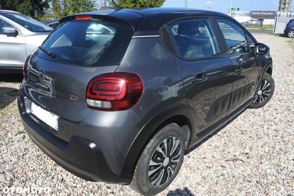 Citroën C3 Pure Tech 82 SHINE - 3