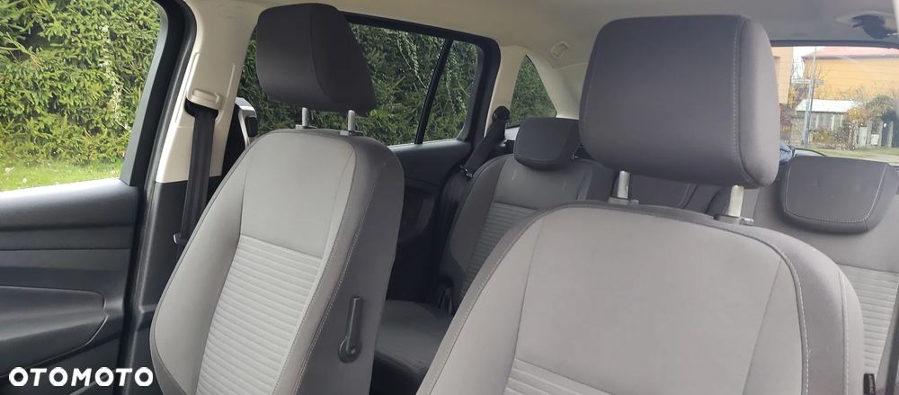 Ford Grand C-MAX - 16