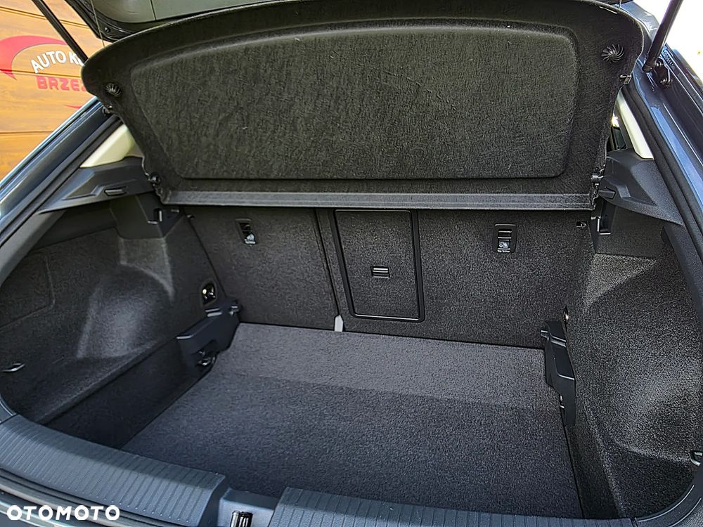 Volkswagen T-Roc 1.0 TSI United - 10