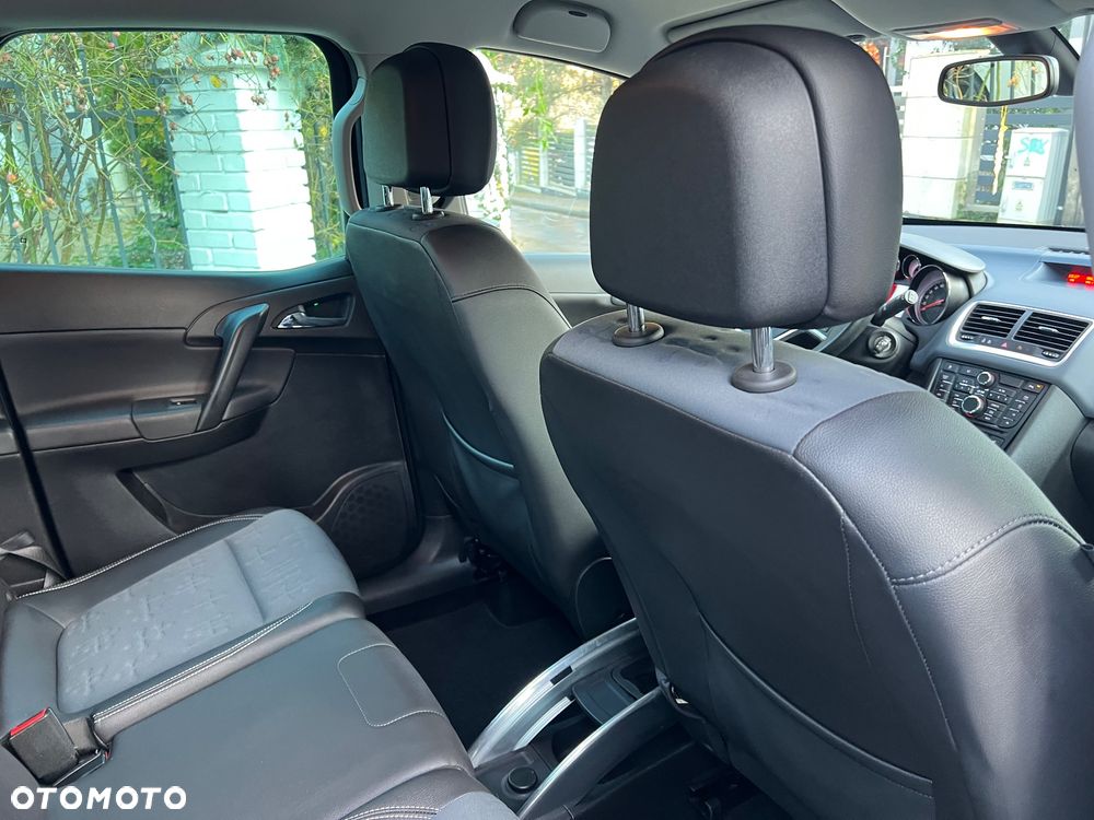 Opel Meriva 1.4 T Cosmo S&S - 28