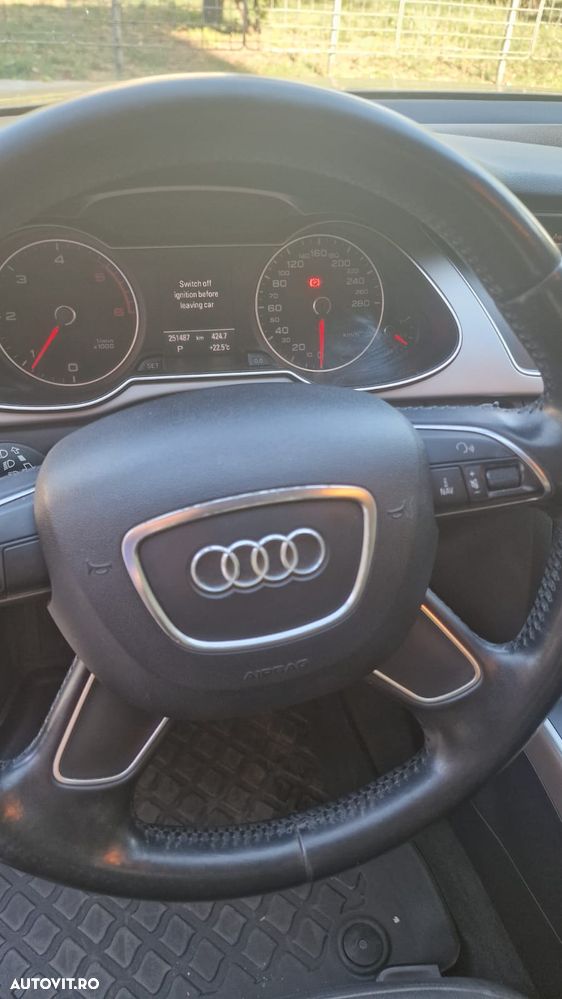 Audi A4 Avant 2.0 TDI DPF clean diesel multitronic Ambiente - 6