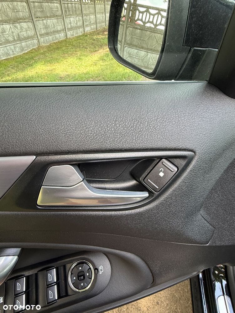 Ford Mondeo - 30