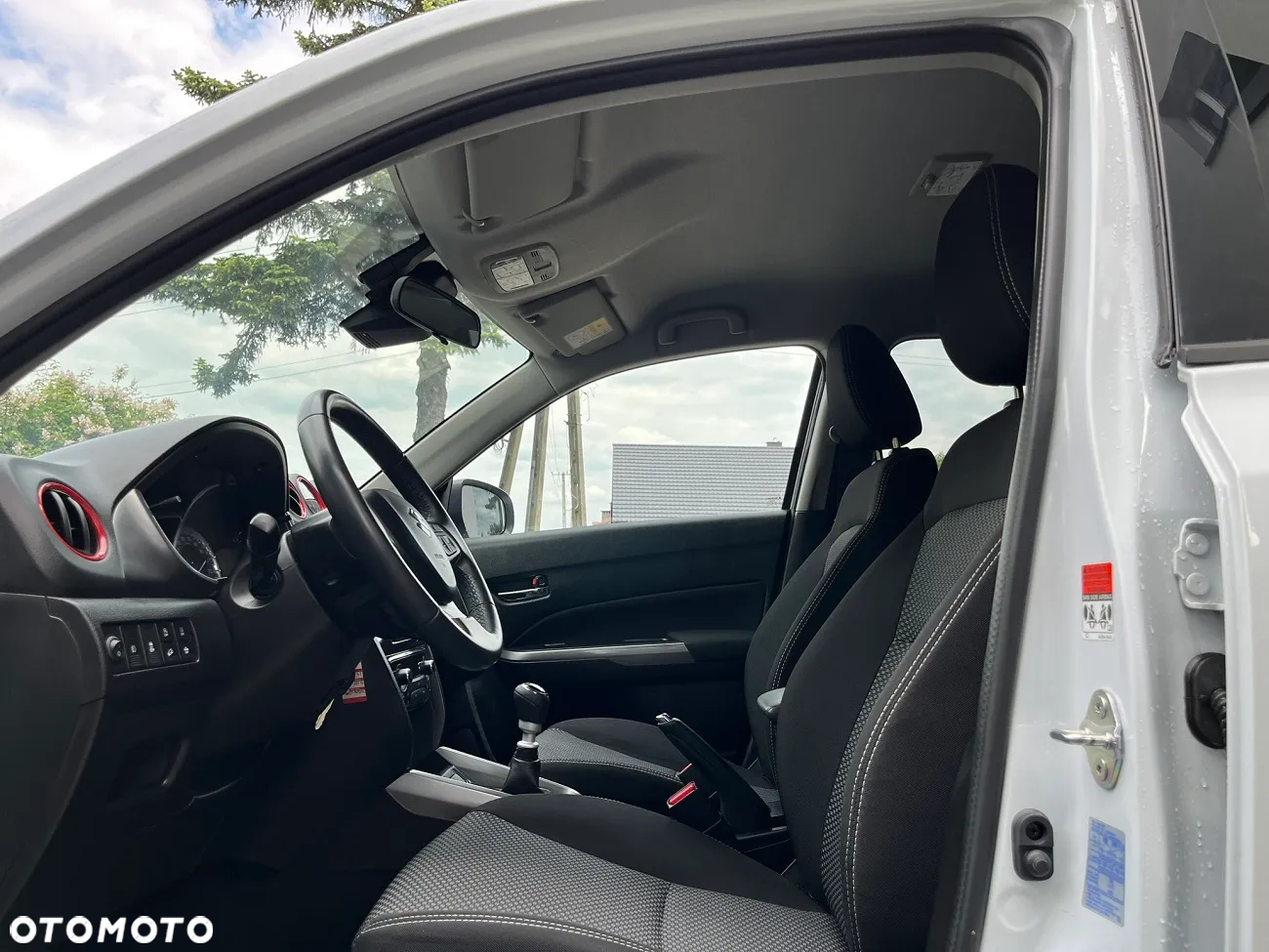 Suzuki Vitara 1.4 Boosterjet SHVS Premium 4WD - 19