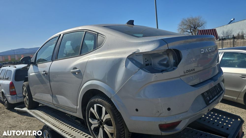Dacia Logan TCe 90 MT6 Prestige+ - 6