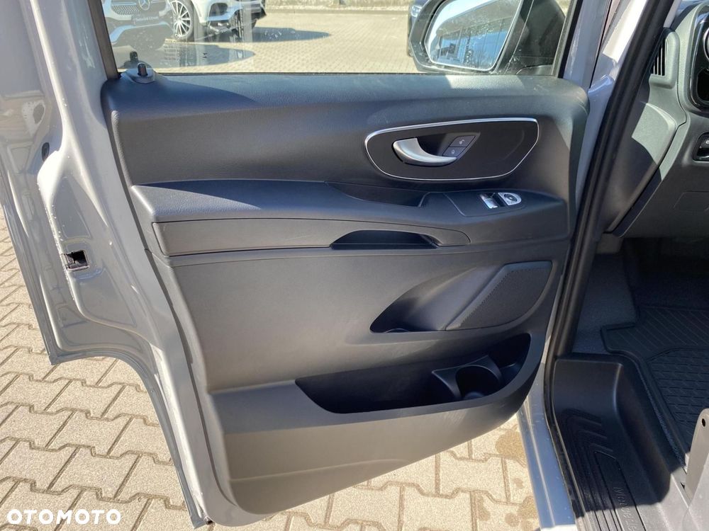 Mercedes-Benz Vito - 11