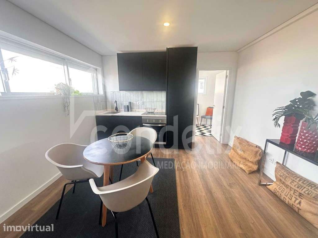 T1 totalmente remodelado em Ramalde, Porto - Grande imagem: 3/20