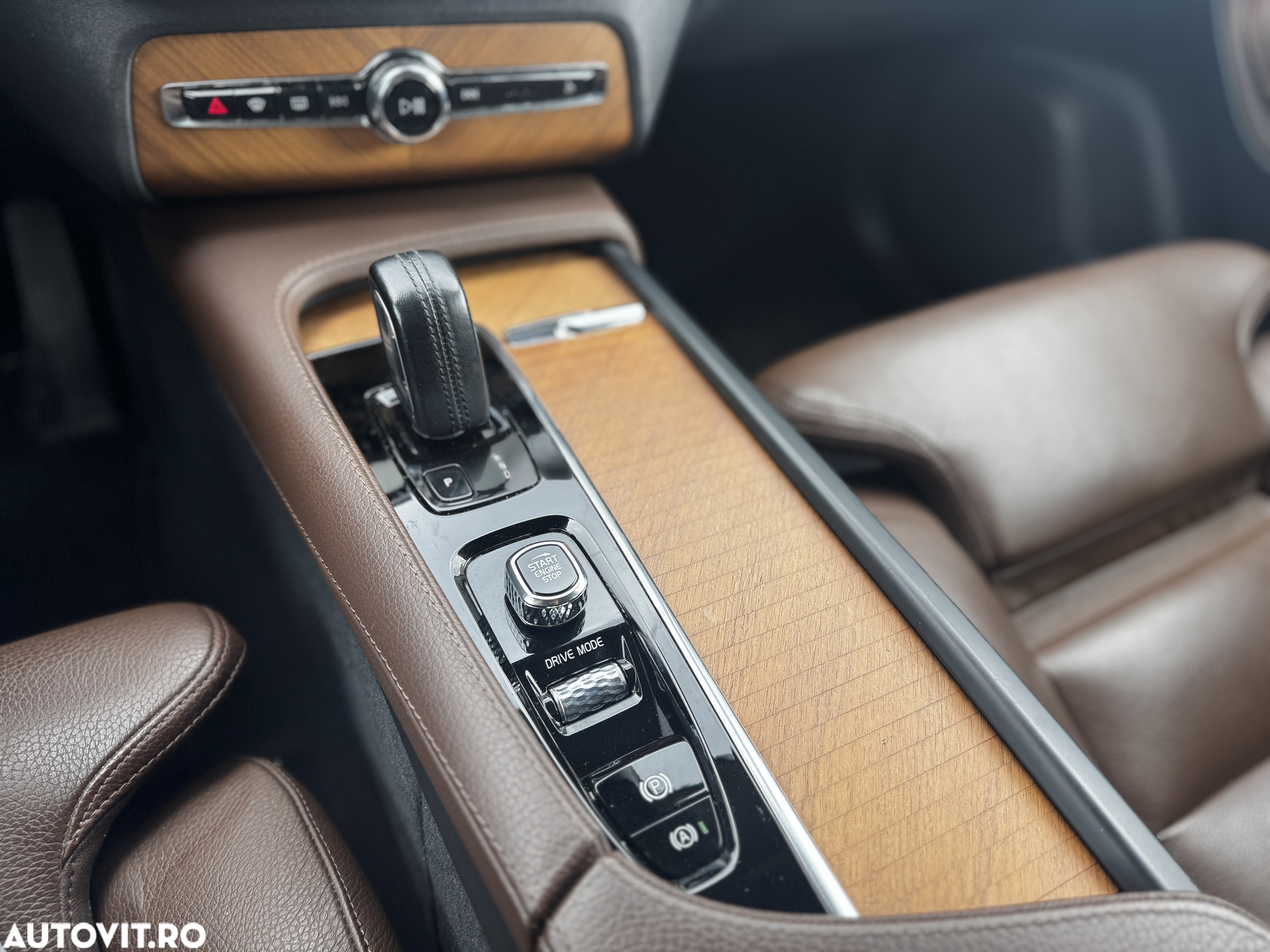 Volvo XC 90 B5 MHEV AWD 7 locuri Momentum - 17