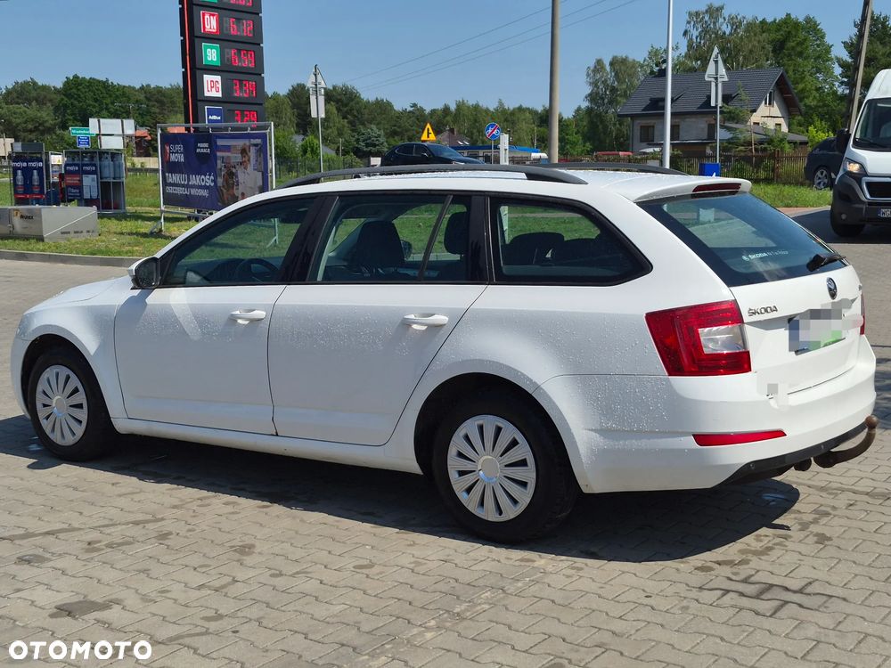 Skoda Octavia 1.6 TDI Ambition - 2