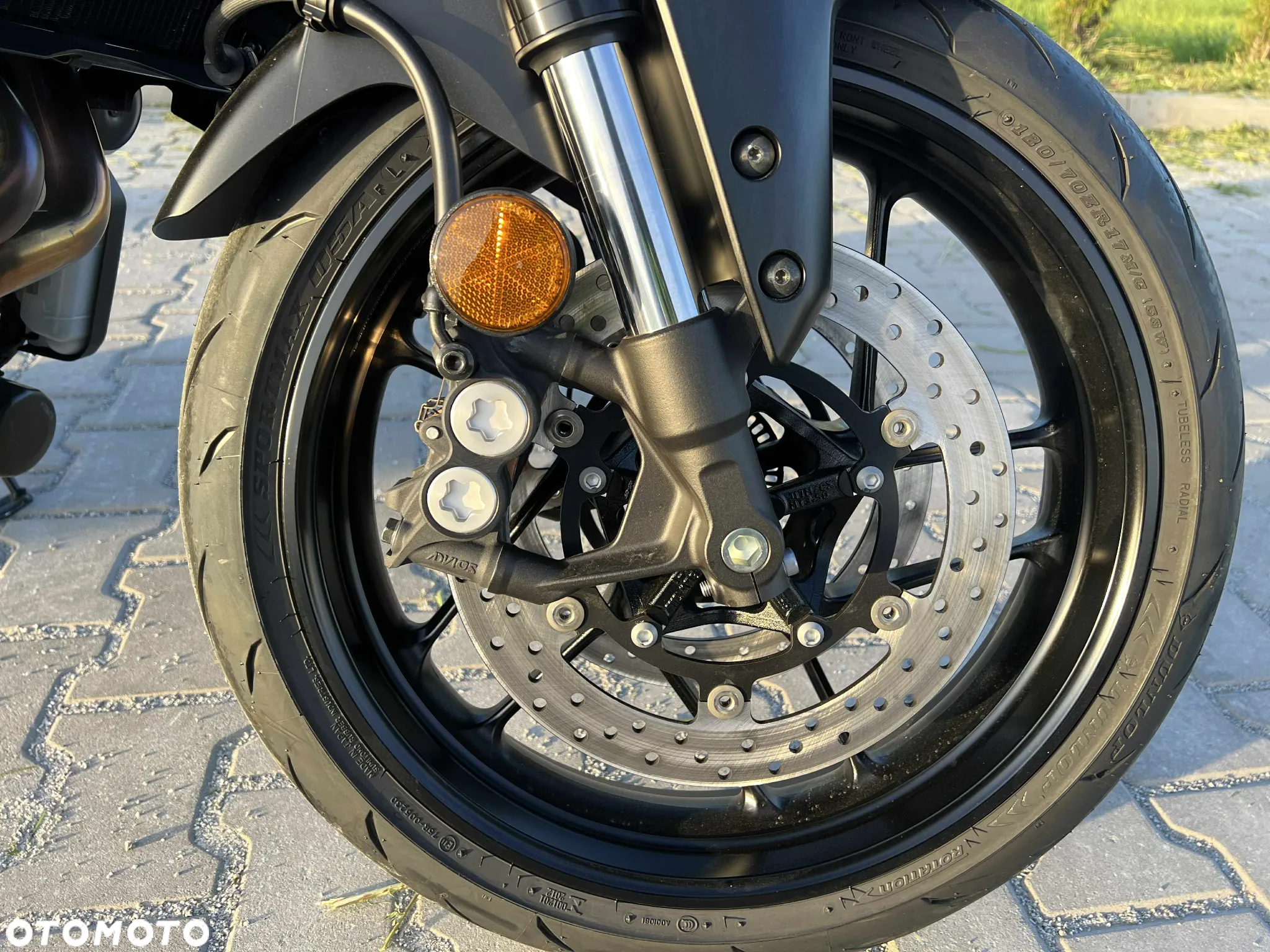 Yamaha MT - 16