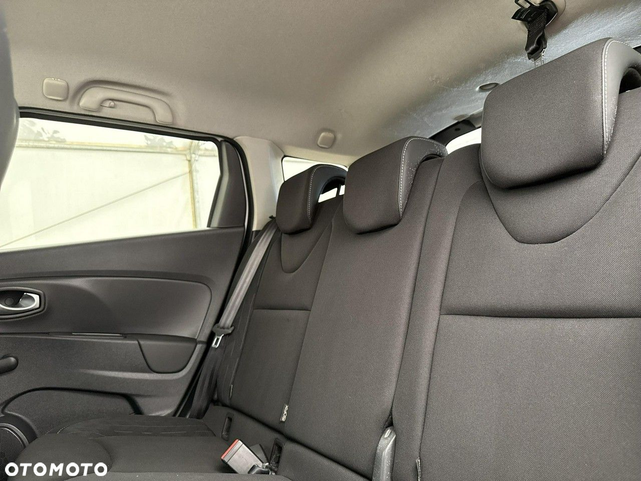 Renault Clio - 18