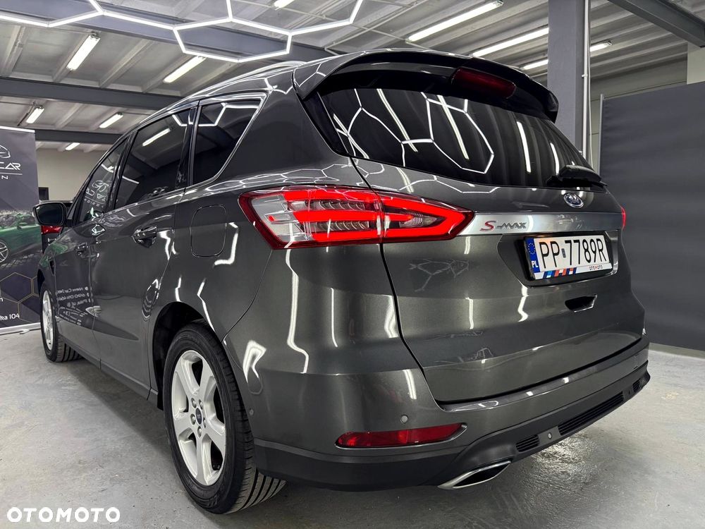 Ford S-Max 2.0 EcoBlue Titanium - 4
