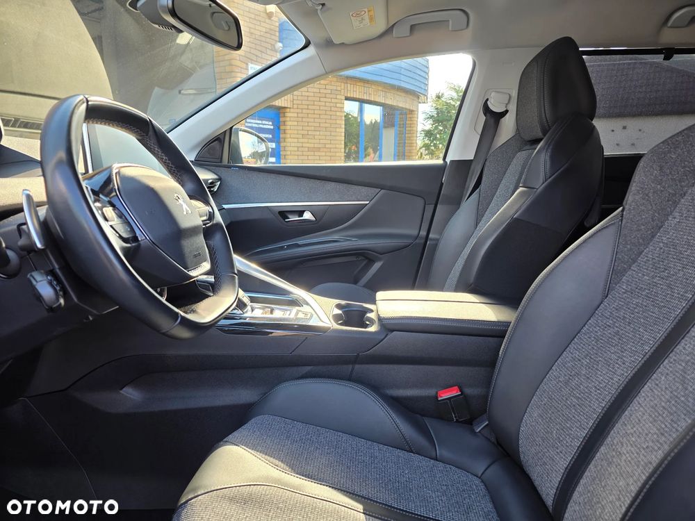 Peugeot 5008 1.5 BlueHDi Allure S&S EAT8 - 5