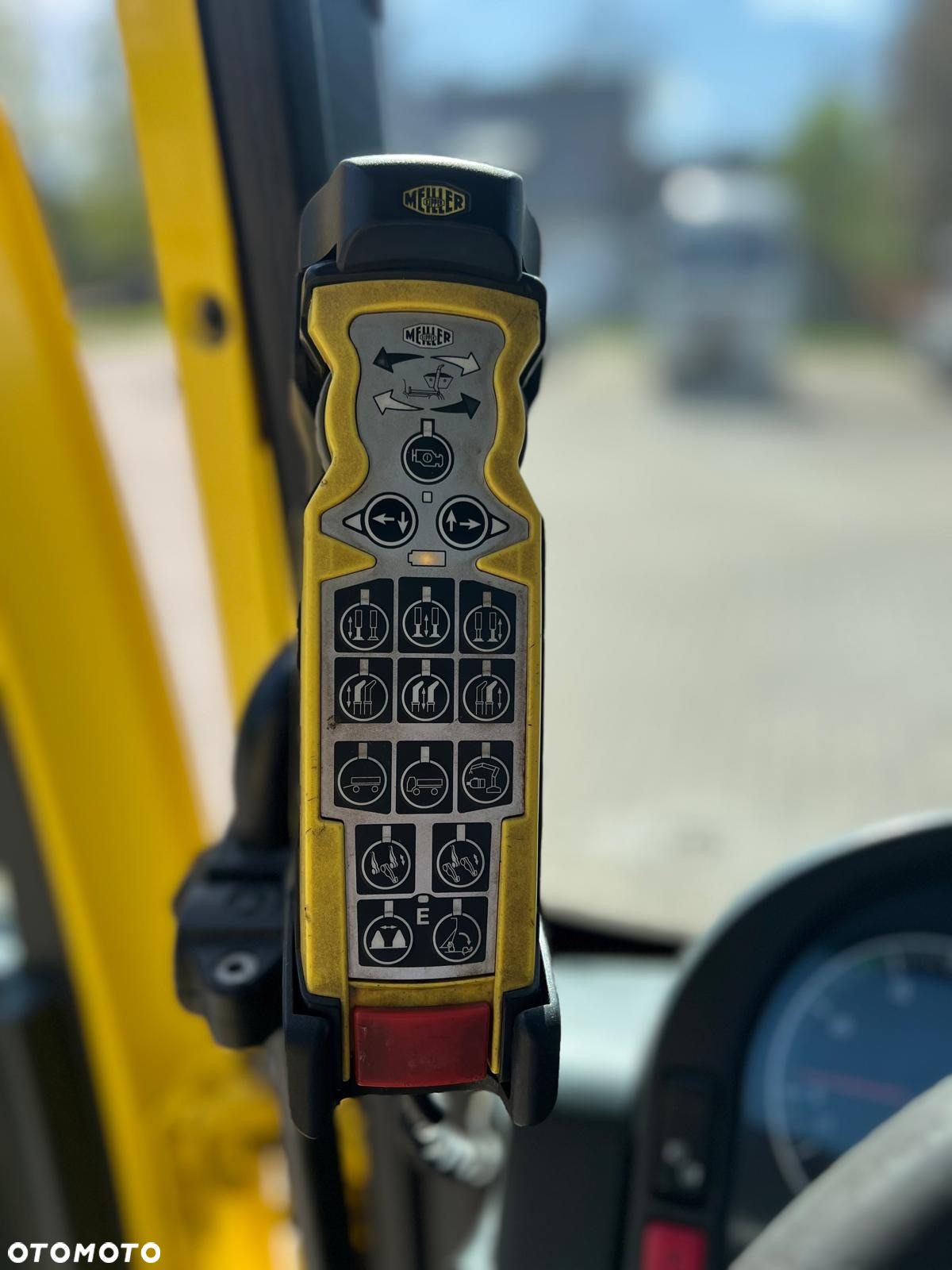 MAN 18.290 TGM bramowiec, MEILLER, pilot, 290 KM, 320 t.km.! - 15