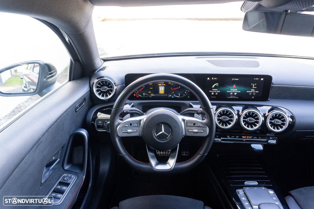 Mercedes-Benz A 180 7G-DCT AMG Line - 19