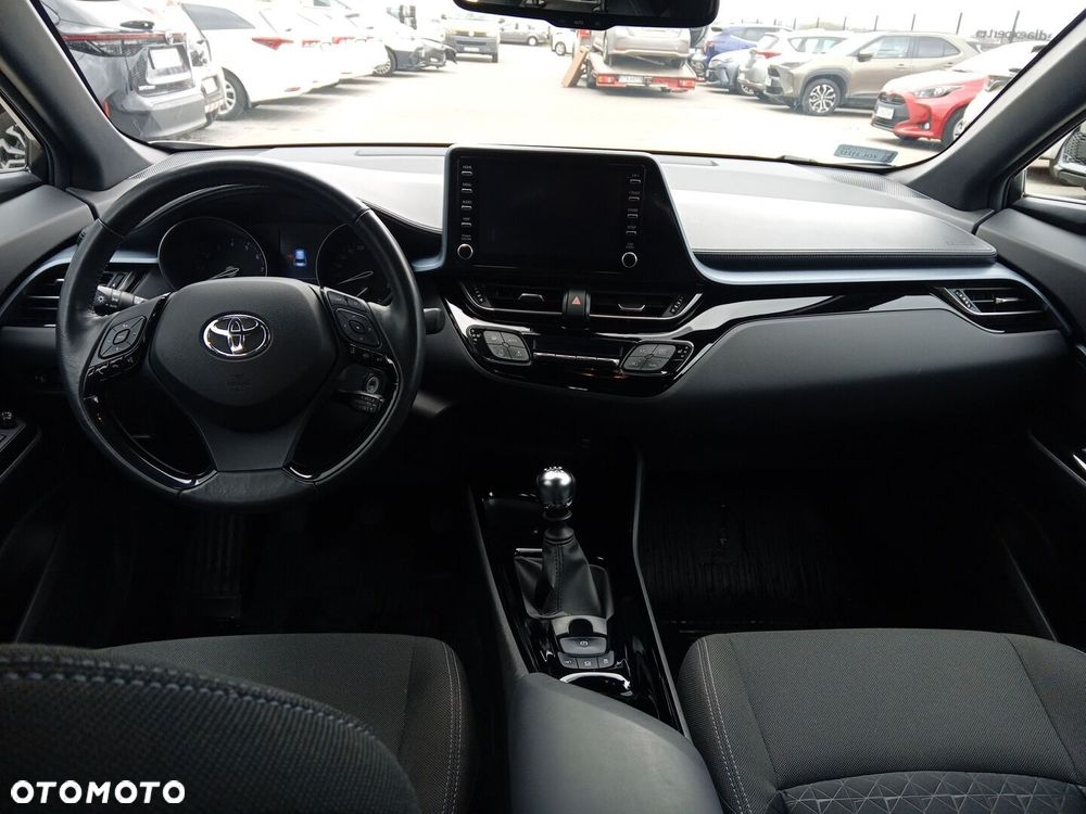 Toyota C-HR - 15