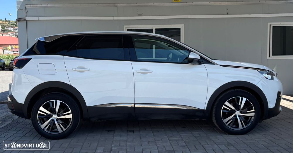 Peugeot 3008 PureTech 130 Stop & Start GPF EAT8 Allure Pack - 31