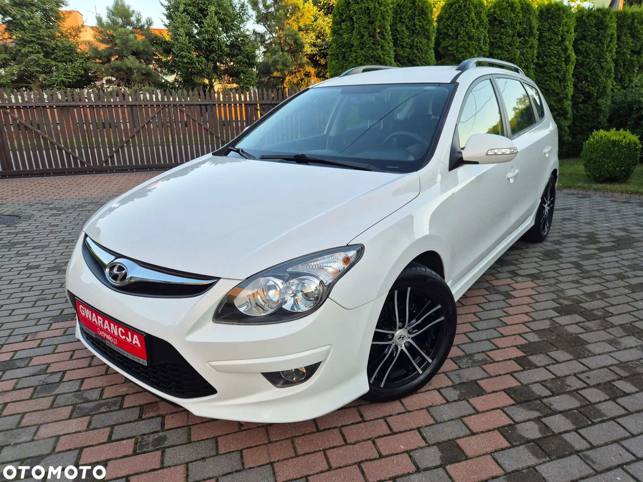 Hyundai i30 i30cw 1.6 CRDi Edition 20 - 1