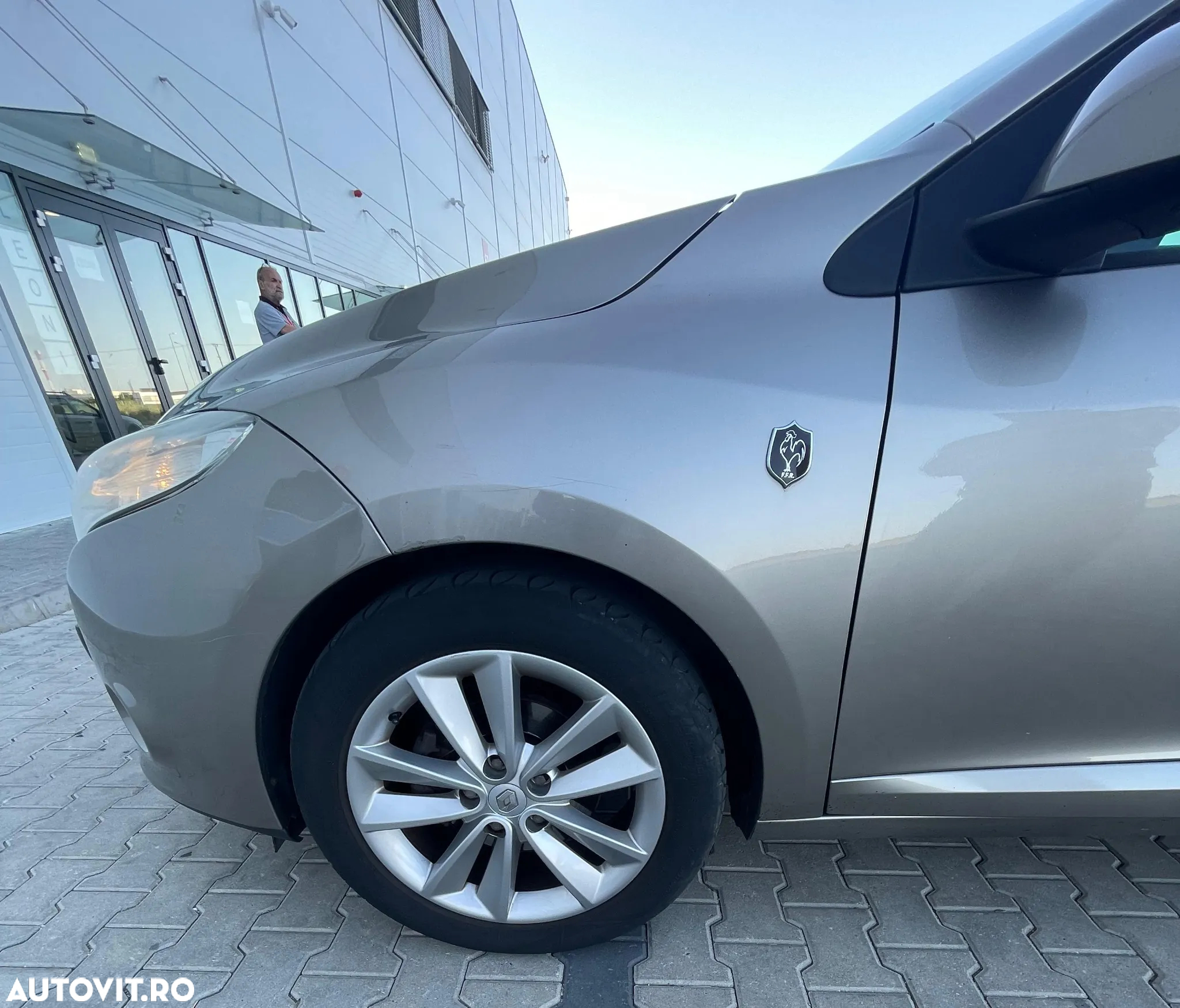 Renault Megane - 5