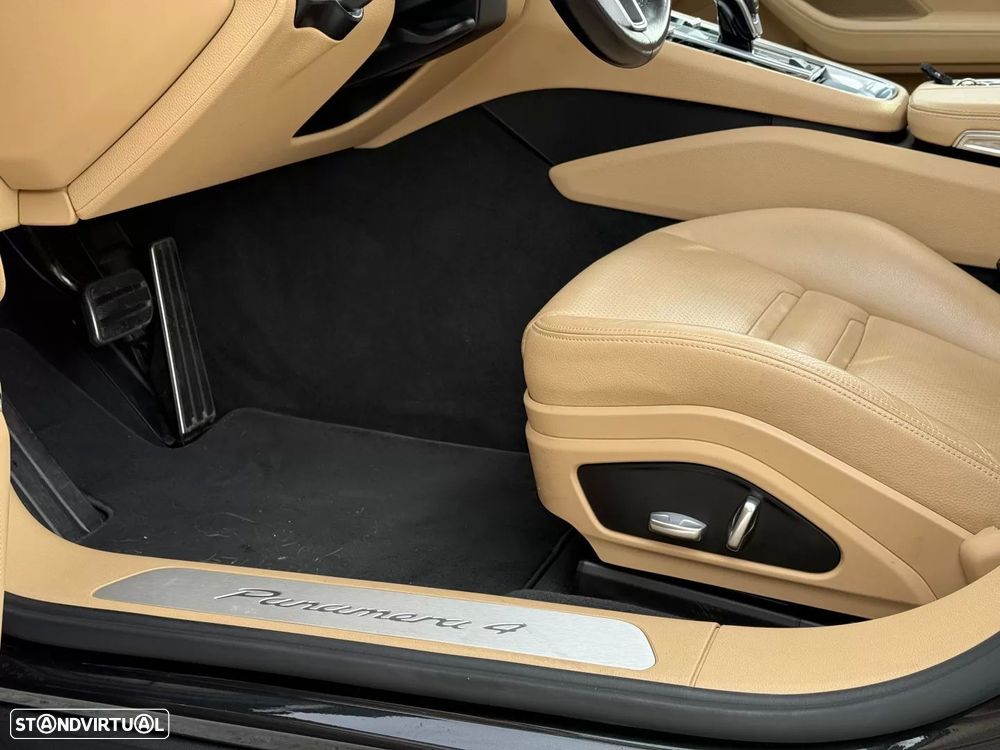 Porsche Panamera Sport Turismo 4 E-Hybrid - 24