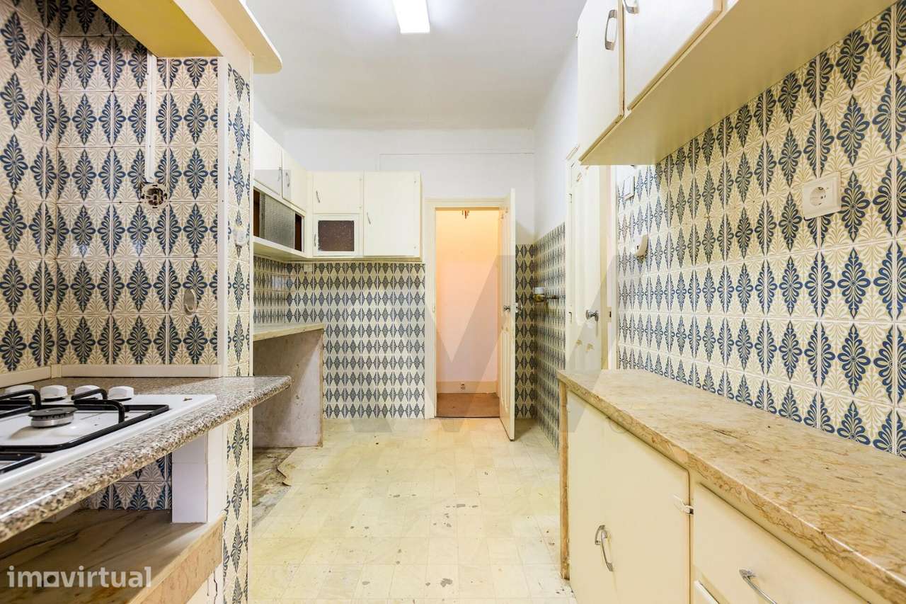 T1 para remodelação total em Campolide / Amoreiras - Grande imagem: 3/25
