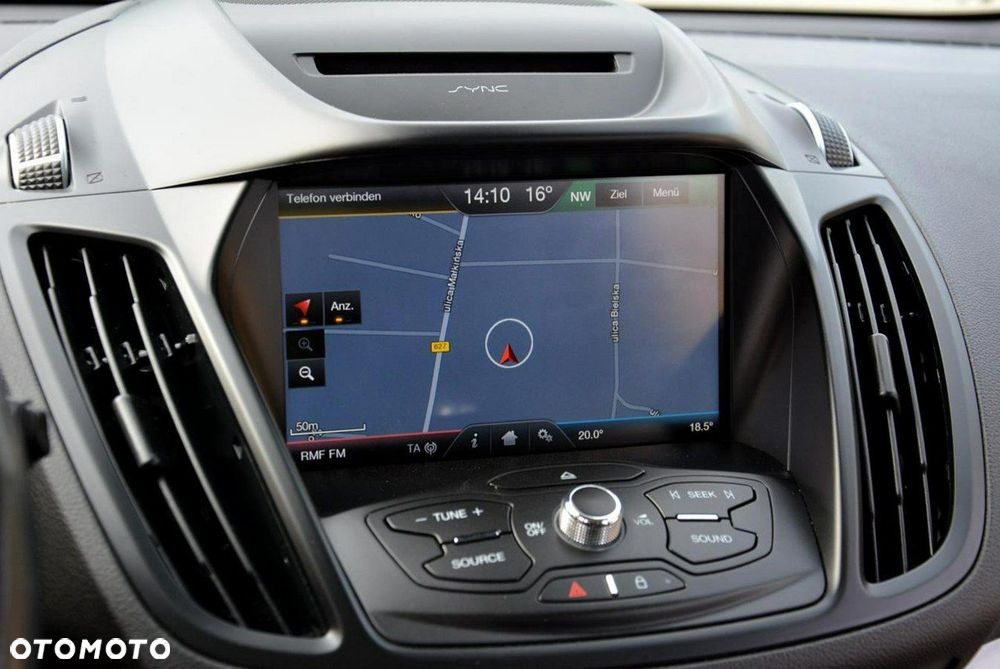 Ford Kuga 1.5 EcoBoost 2x4 Titanium - 26