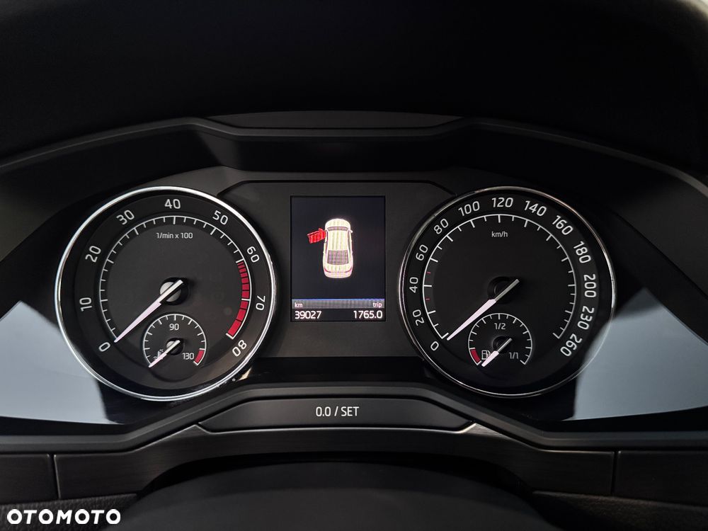 Skoda Superb 1.8 TSI Style DSG - 32