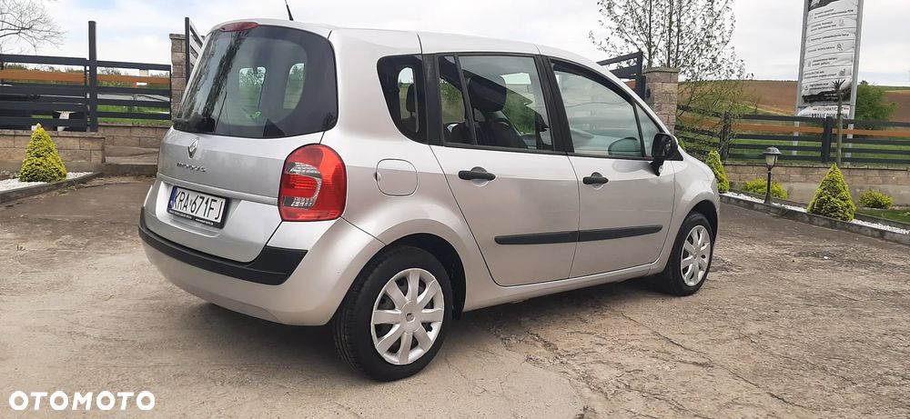 Renault Modus - 8