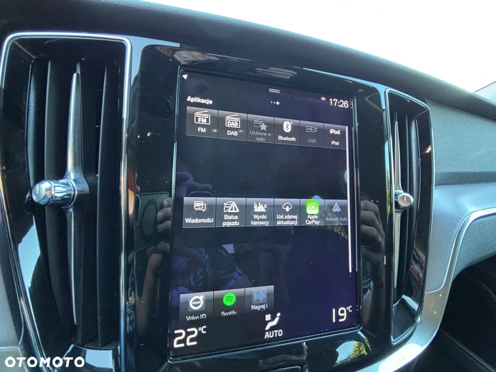Volvo V60 B3 B DKG Momentum Pro - 20