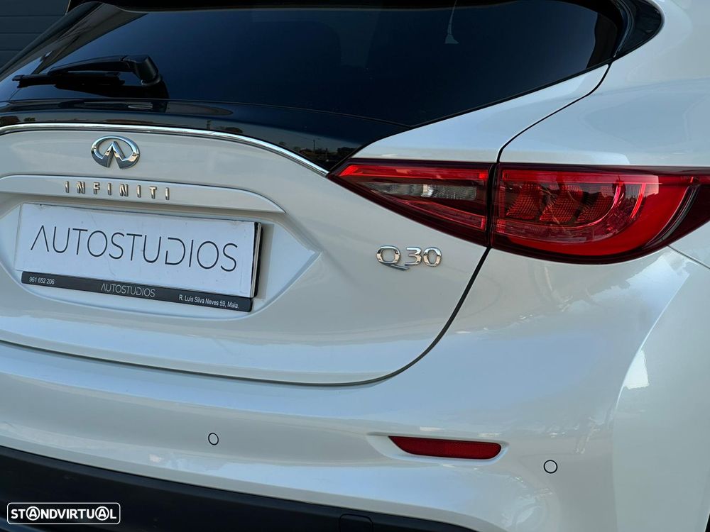 Infiniti Q30 1.5d DCT Business - 13