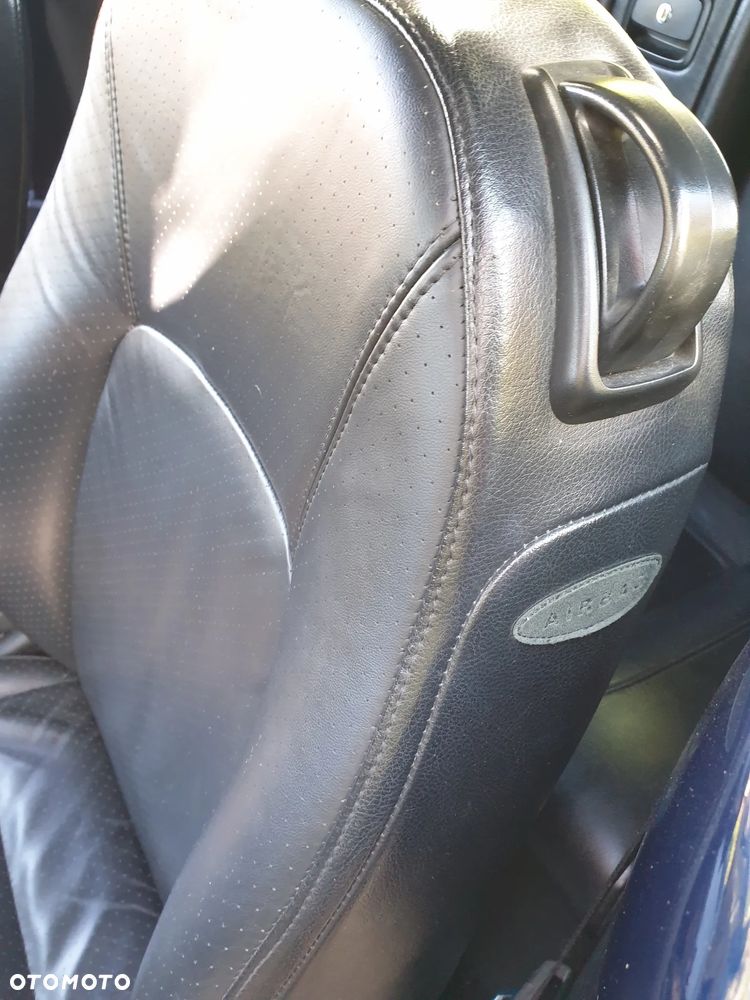 Volkswagen New Beetle - 18