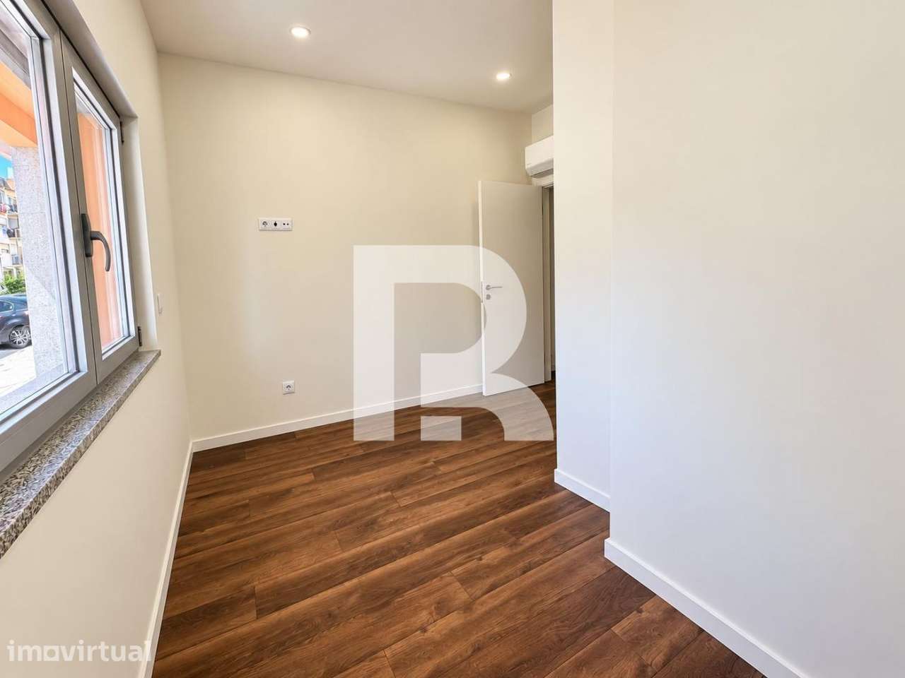 Apartamento T2 Novo na Urbª de Ouressa, Algueirão - Mem Martins - Grande imagem: 5/14