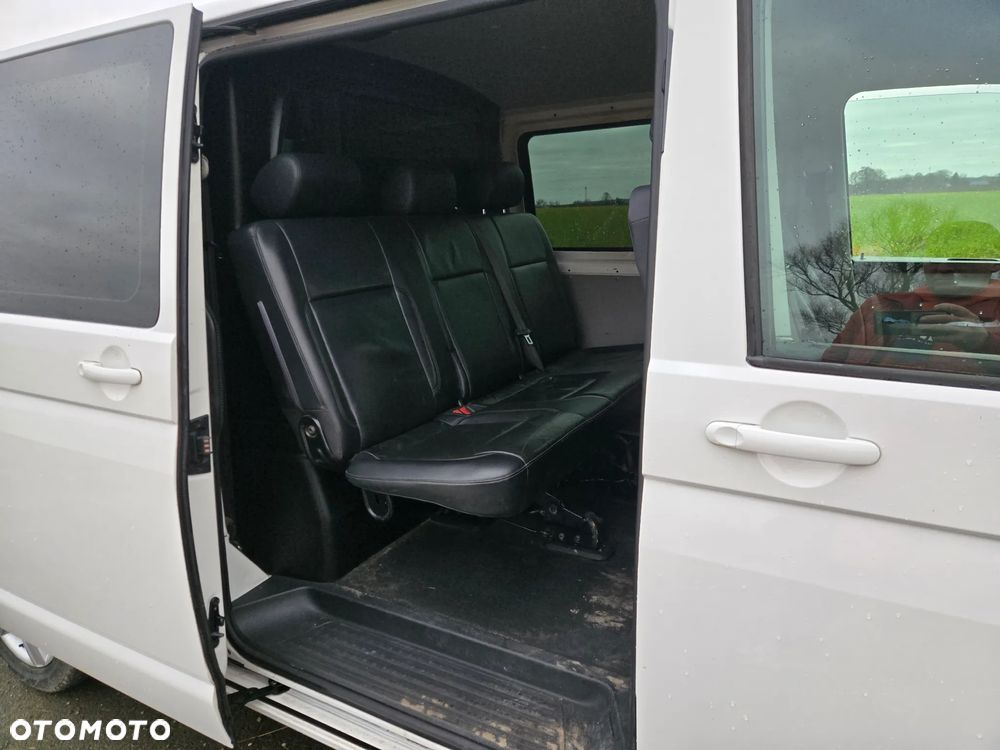 Volkswagen TRANSPORTER T6 - 25