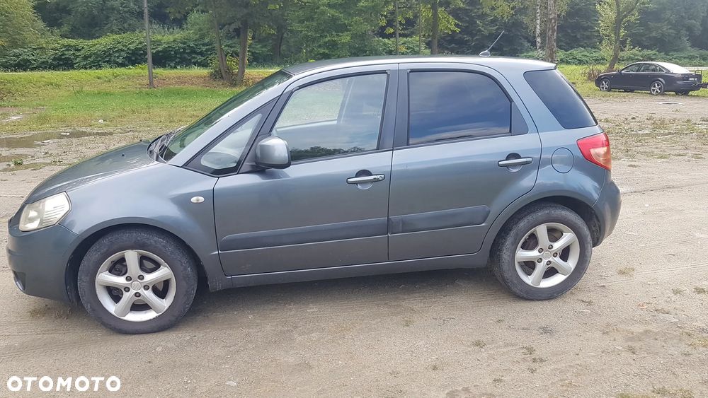 Suzuki SX4 1.6 GLX / Comfort - 1