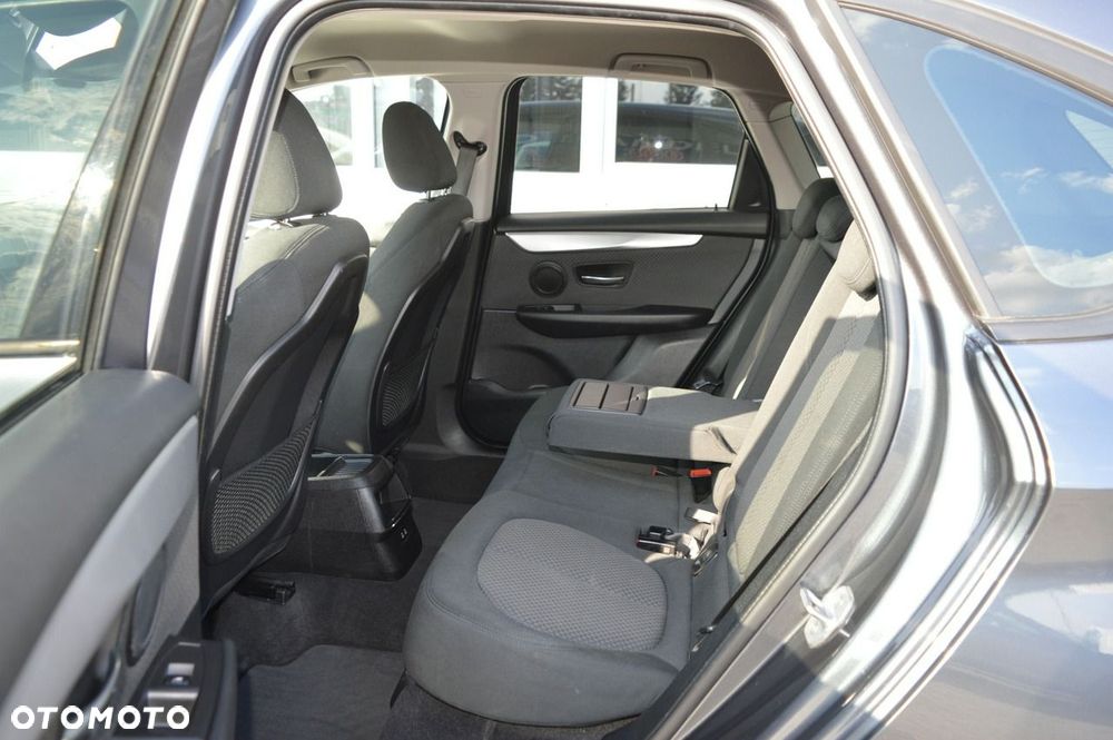 BMW Seria 2 - 33