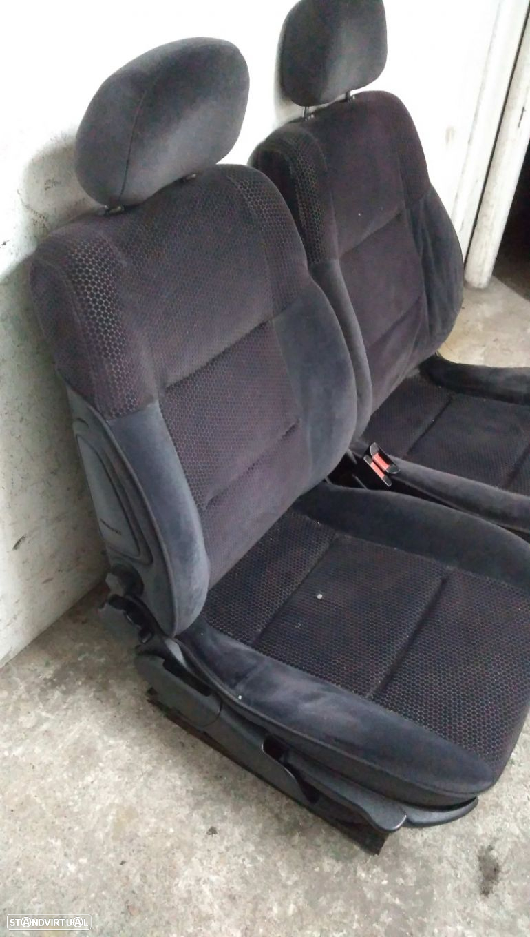 Estofos Da Frente Opel Vectra B Combi (J96) - 2