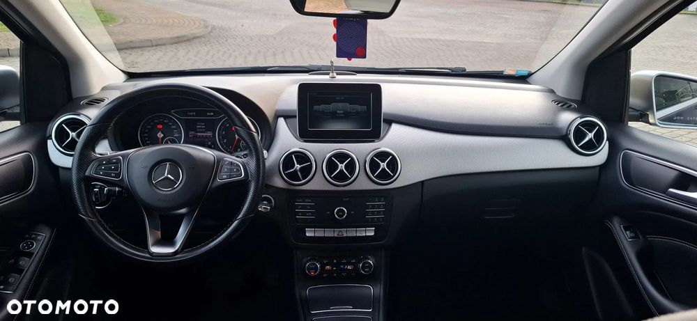 Mercedes-Benz Klasa B 200 7G-DCT Style - 20