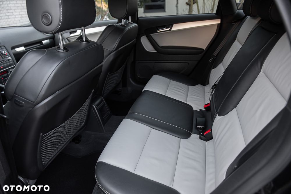 Audi S3 Sportback Standard - 24