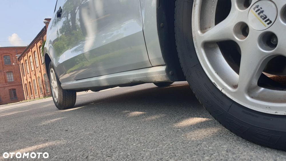 Volkswagen Polo 1.6 TDI DPF Comfortline - 15