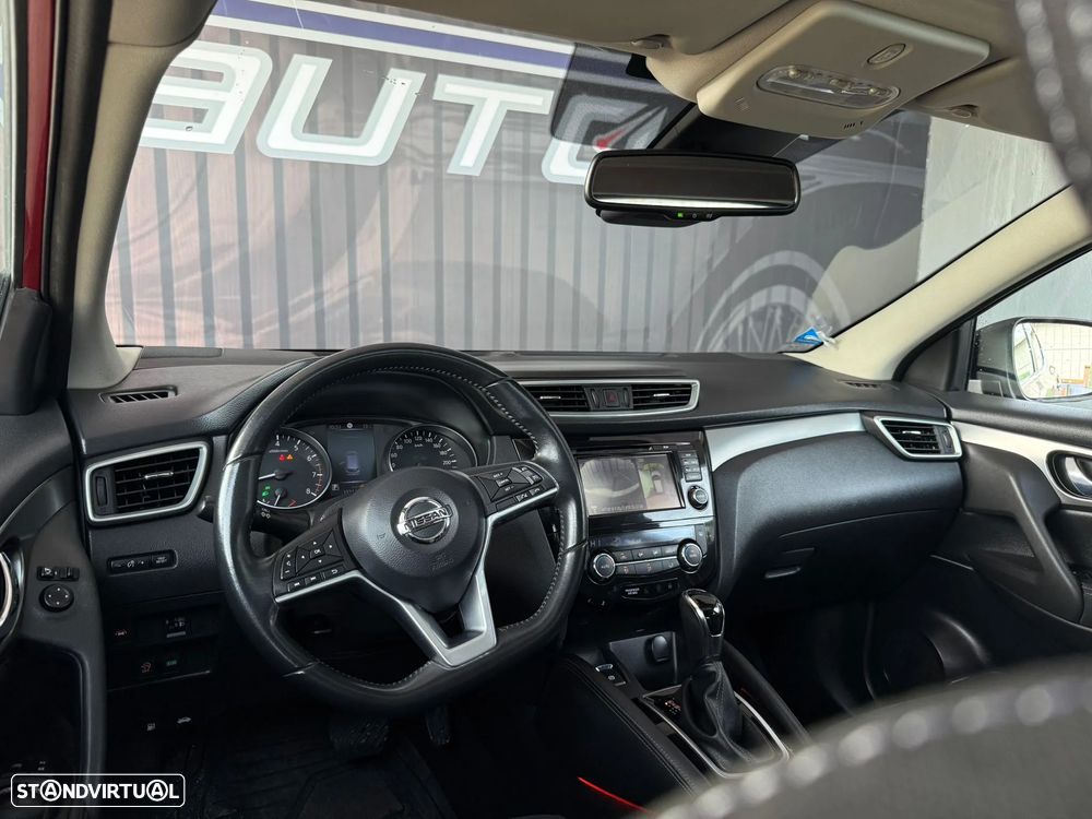 Nissan Qashqai 1.2 DIG-T N-Connecta 18 Xtronic - 30