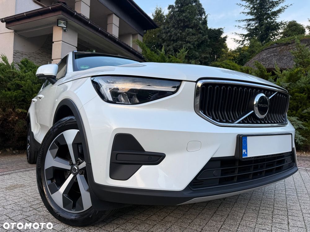 Volvo XC 40 B3 B DKG Plus Dark - 2
