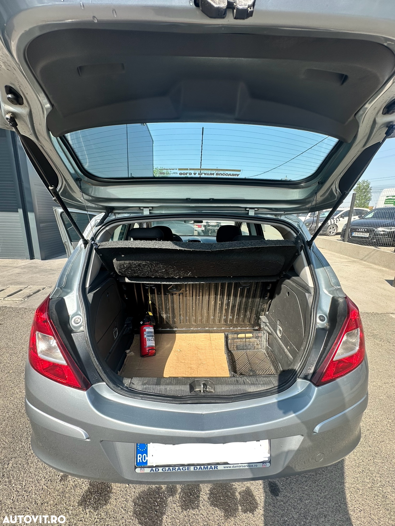 Opel Corsa 1.2 Essentia - 15