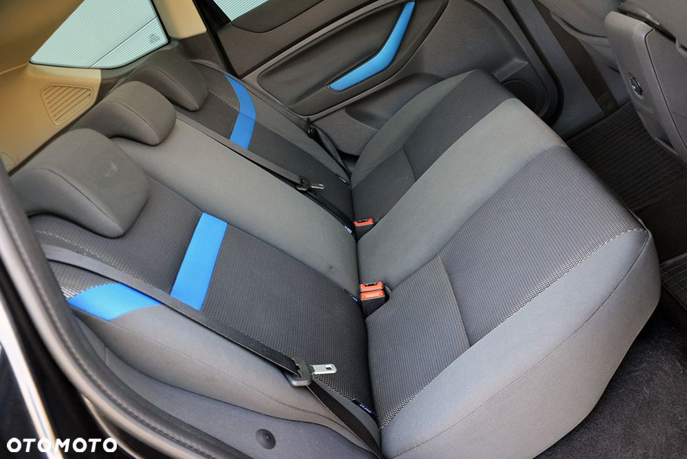 Ford Kuga 2.0 TDCi 2x4 Trend - 21