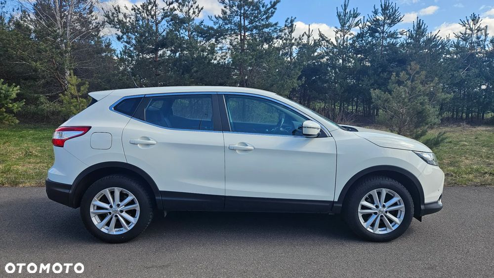Nissan Qashqai 1.2 DIG-T N-Connecta EU6 - 8
