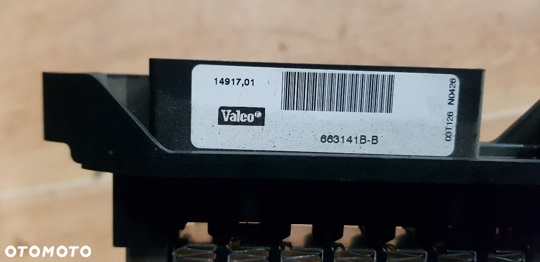 AUDI A4 B6 NAGRZEWNICA ELEKTRYCZNA 663141B-B - 2