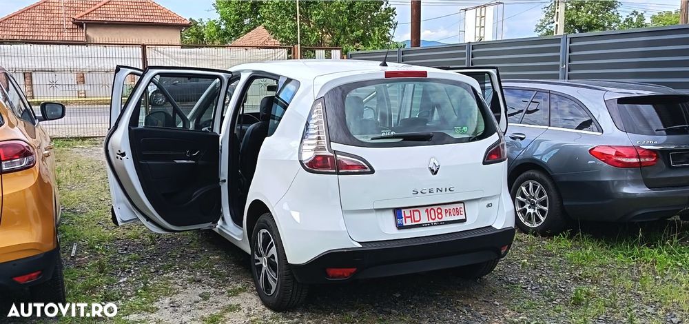 Renault Scenic - 24