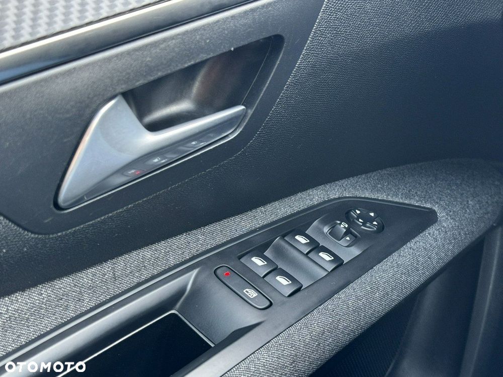 Peugeot 5008 - 34