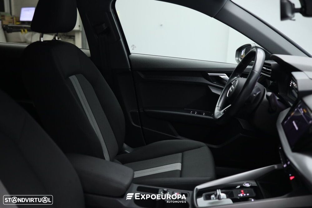 Audi A3 Sportback 30 TFSI Advanced S tronic - 24