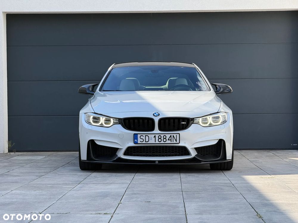 BMW M4 DKG - 2
